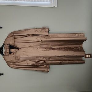 London Fog Towne Womens Sz 6 petite Gold Rain Coat